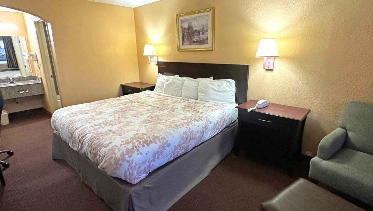 Apollo Lodge And Rv Park Fairfield Екстериор снимка
